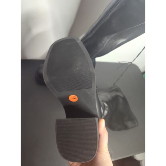 NWOT Torrid Stretch Black Patent Knee Boot Lug Sole 9WW Wide Calf - Picture 6 of 11